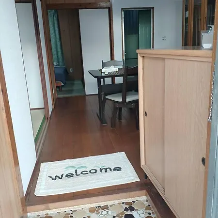 Miyagi Apartment Tomari Naha Exterior photo